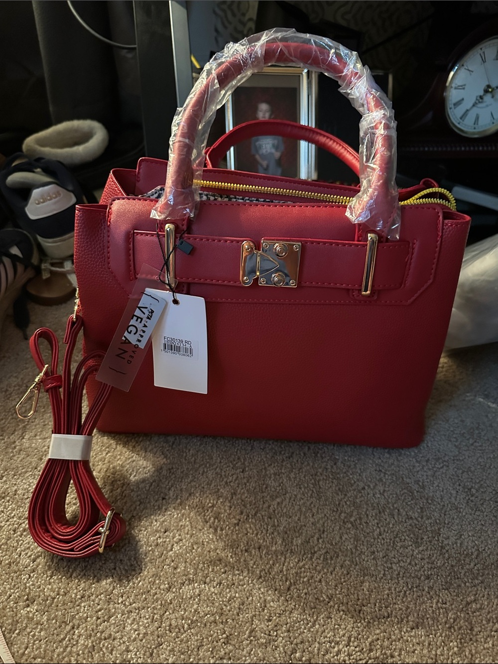 Ello purse
